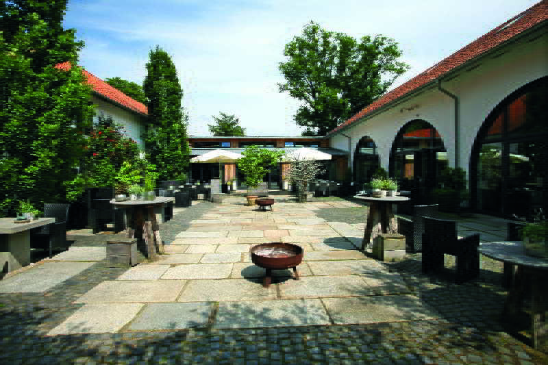 Hotel Gut Bardenhagen Bagian luar foto